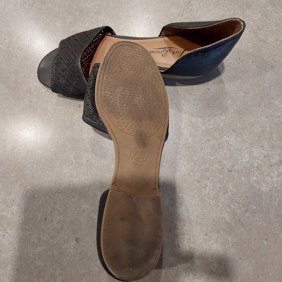 LUCKY BRAND Leather Laser-Cut Open Toe Sandals - Black - Size 7.5M - Picture 7 of 7